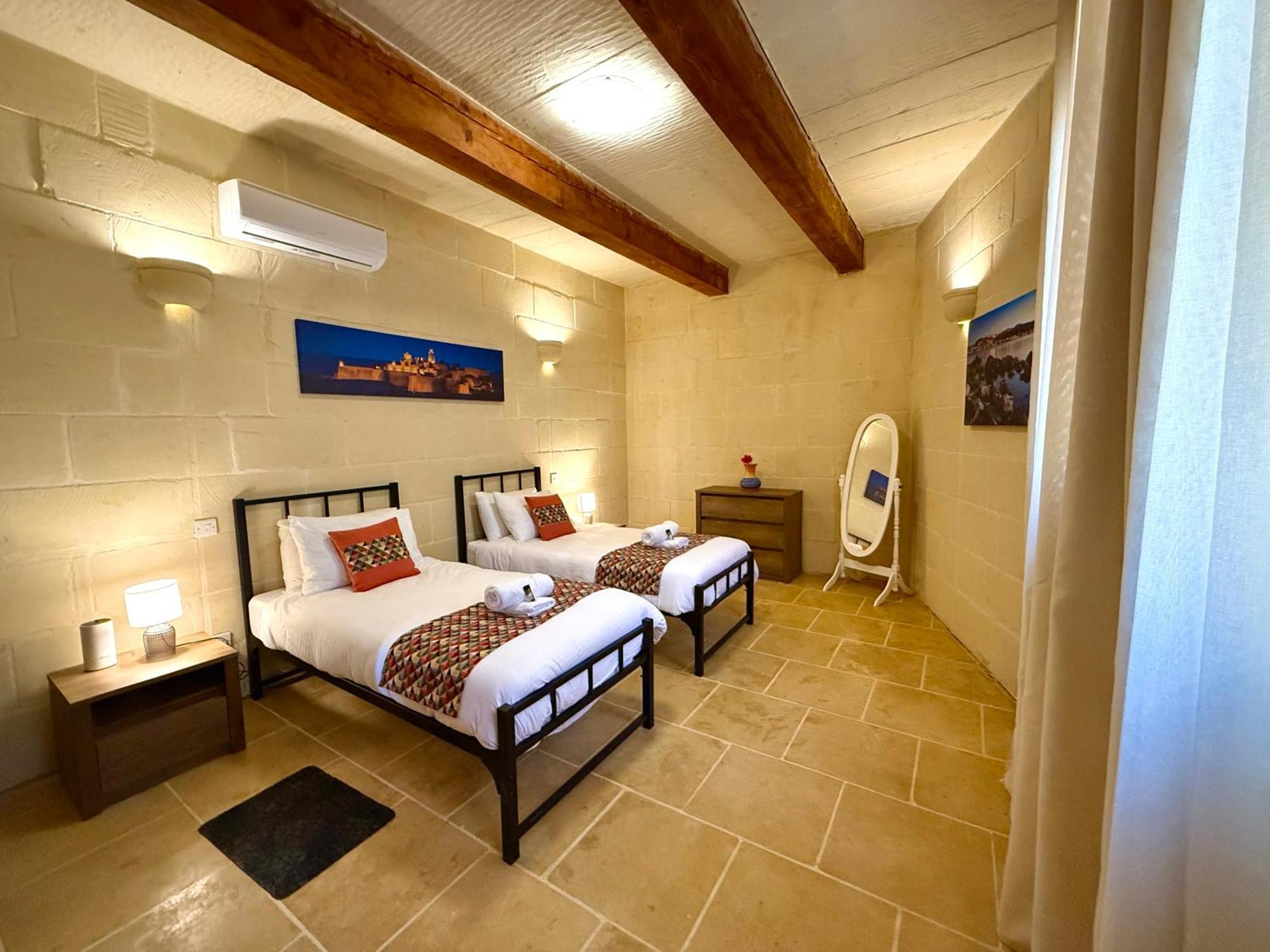 Lonza Gharb Farmhouse Ngoại thất bức ảnh