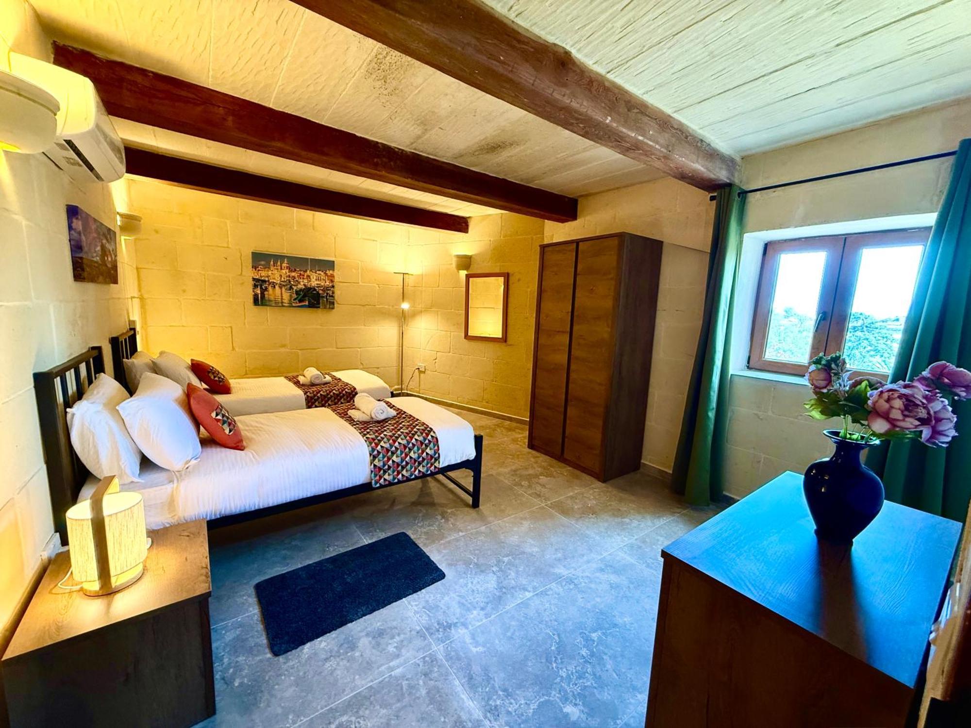 Lonza Gharb Farmhouse Ngoại thất bức ảnh